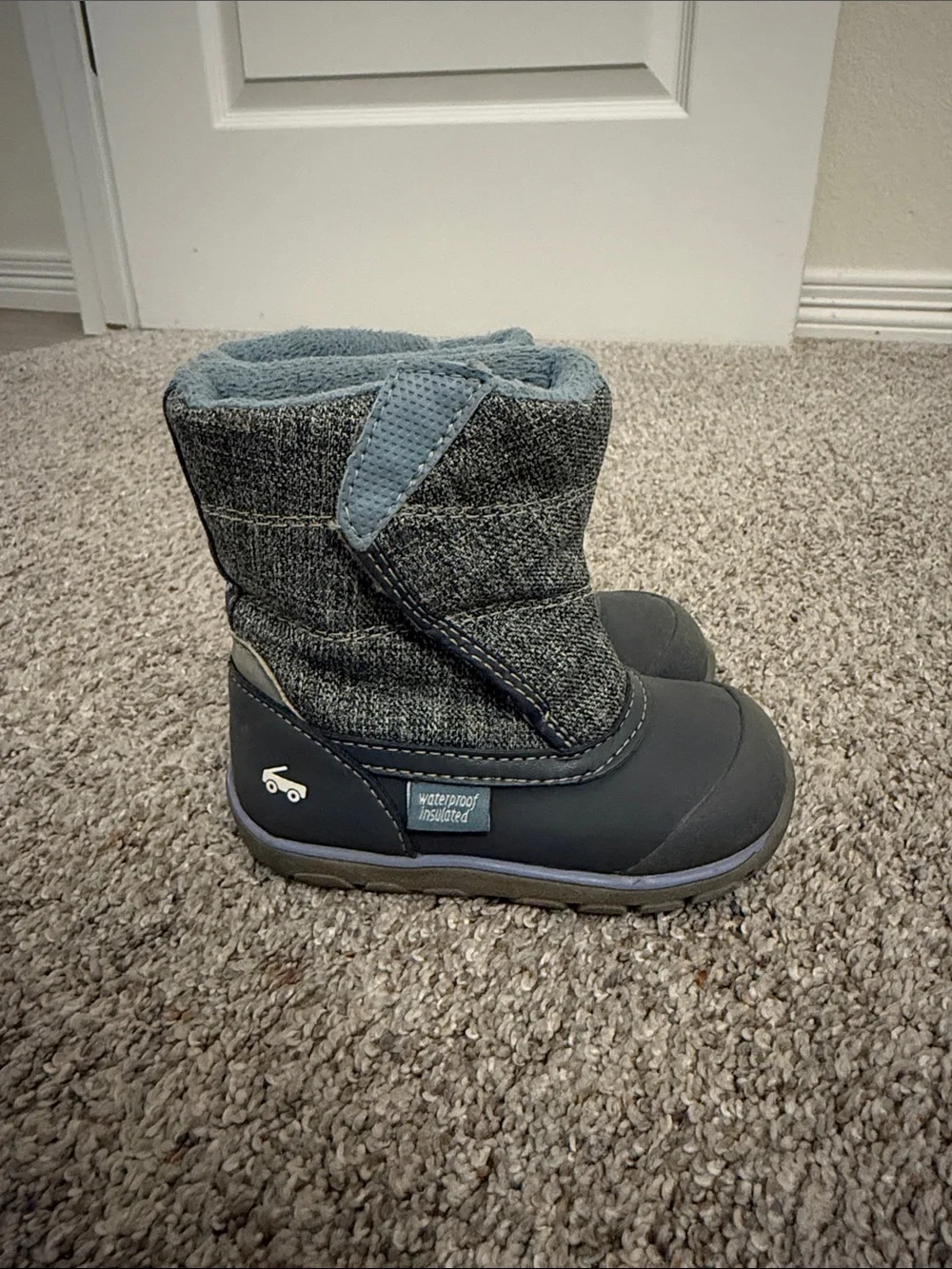 See Kai Run Toddler Gilman waterproof insulated snow boots blue/gray size 6